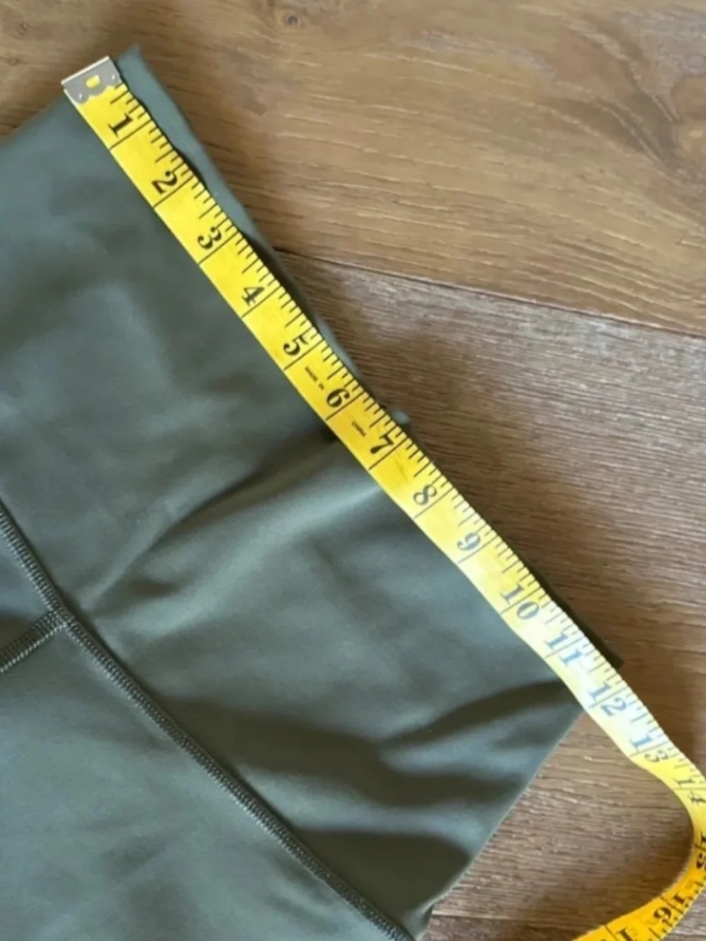 Lululemon Minimalist Crop Leggings Fatigue Green Size 6